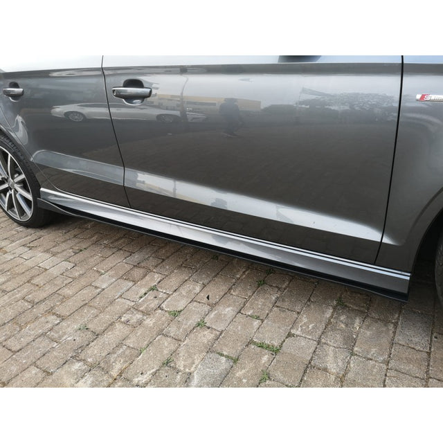 Universal side skirt extension (w/wing matt black)