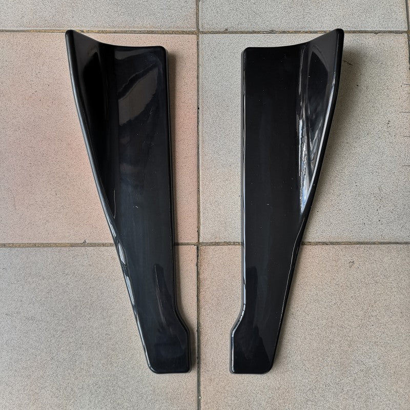 Universal side skirt wing extension