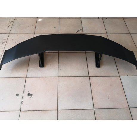 Universal W204 V style gt wing
