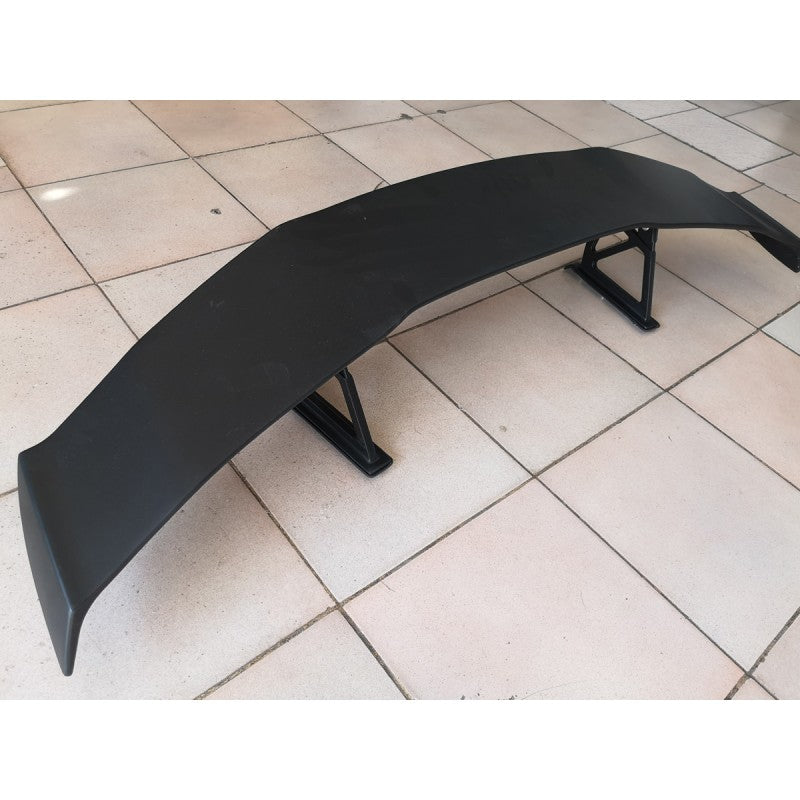 Universal W204 V style gt wing