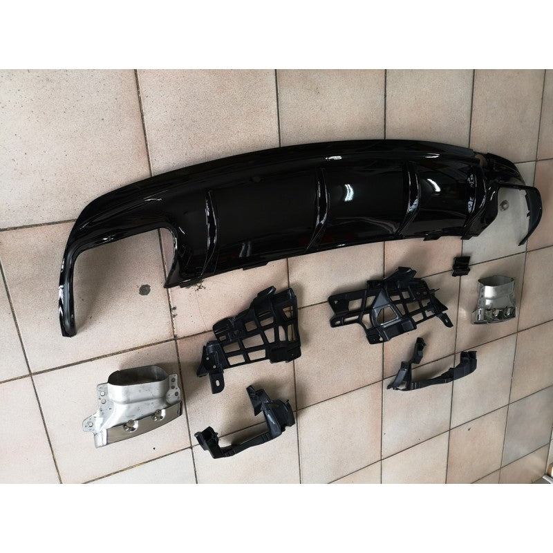 W117 CLA AMG rear diffuser w/tailpipe