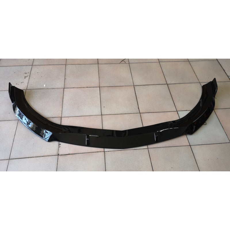 W117 CLA 16-18 facelift B-style front lip (1pc type)