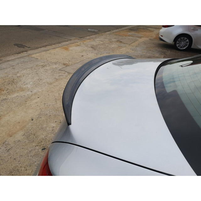 W117 CLA boot spoiler