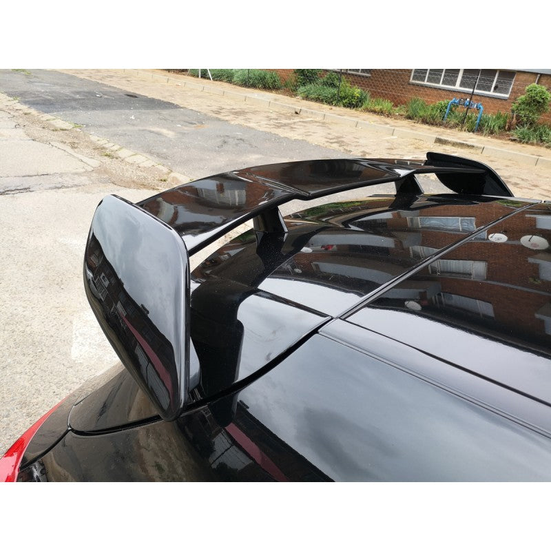 W176 A45 AMG Edition-1 roof spoiler