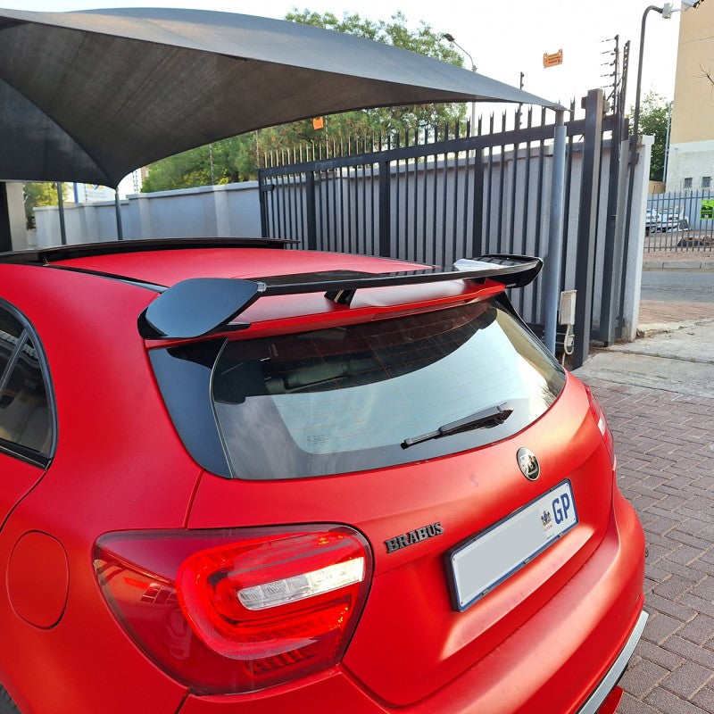 W176 A45 AMG v2 roof spoiler