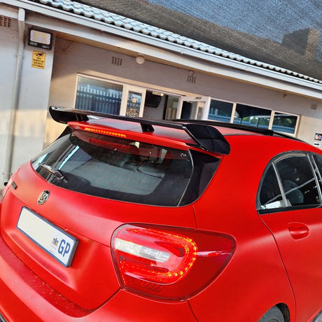 W176 A45 AMG v2 roof spoiler