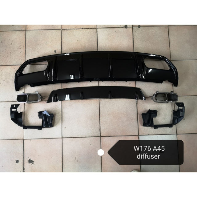 W176 A45 rear diffuser w/tailpipe (Black)