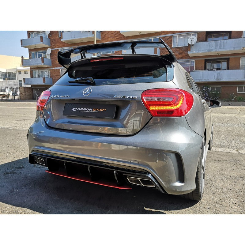 W176 A45 rear diffuser w/tailpipe (Red)