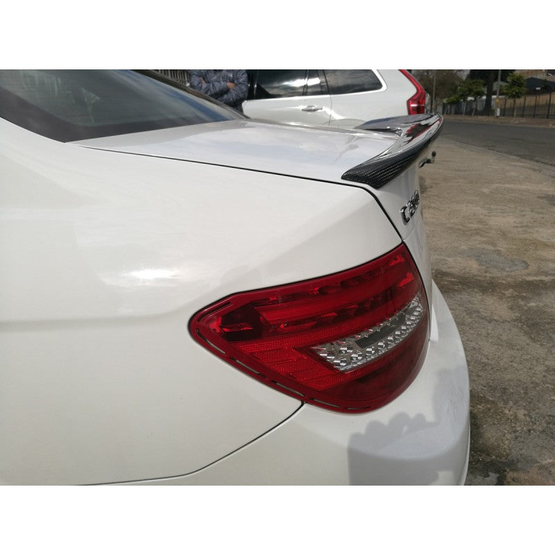 W204 4D VRS-style carbon fiber boot spoiler