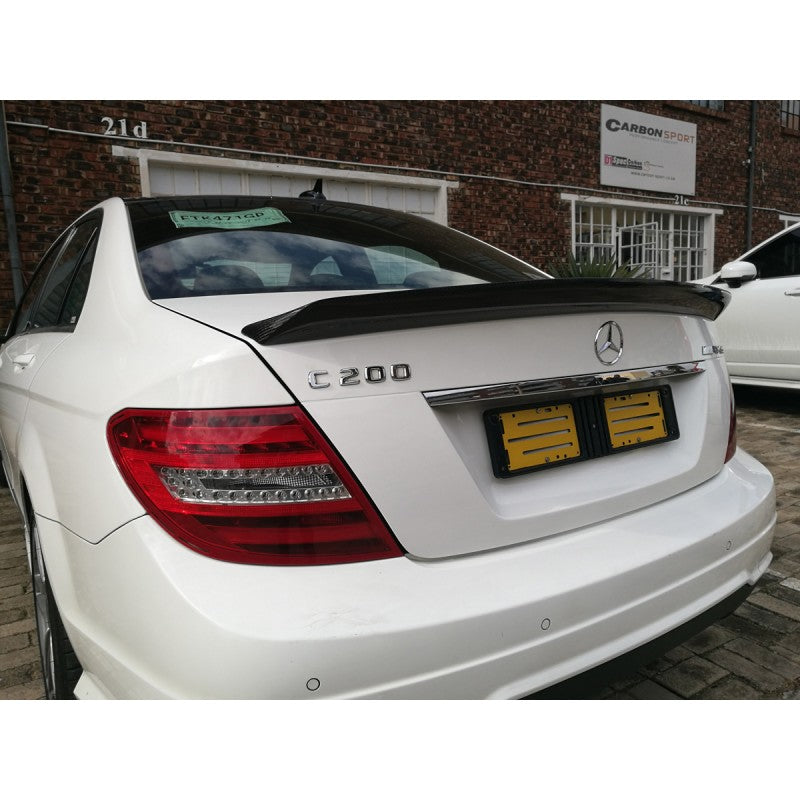 W204 4D VRS-style carbon fiber boot spoiler