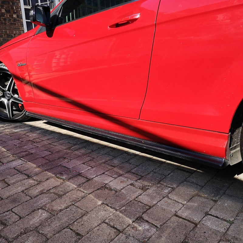 W204 C63 carbon fiber side skirts