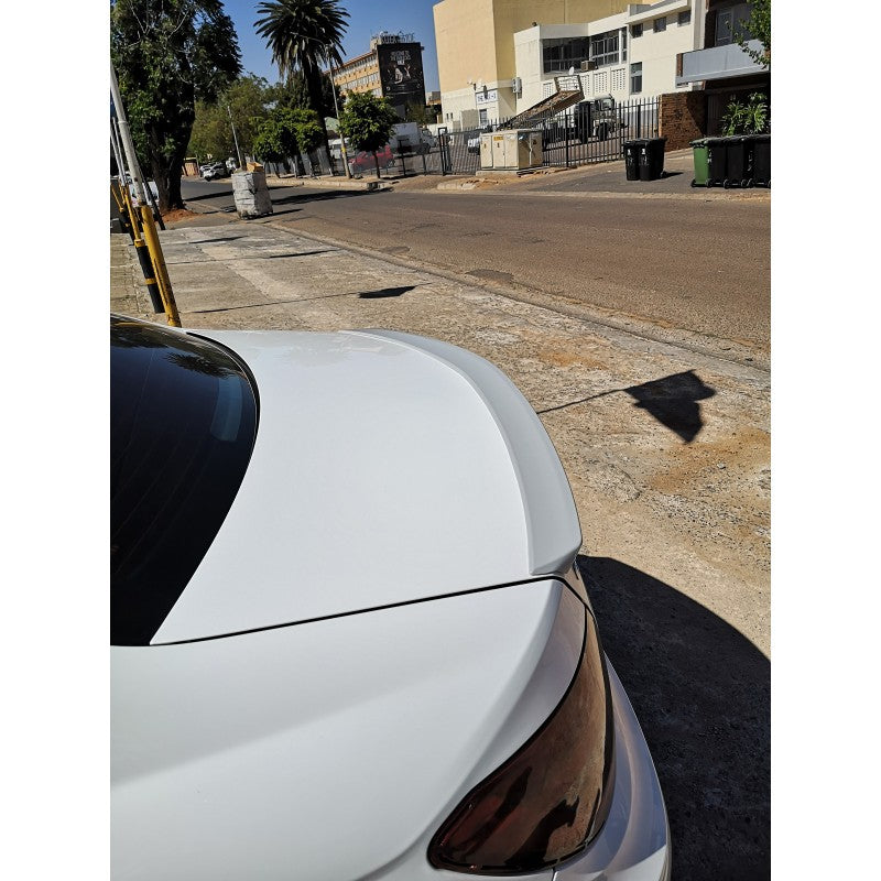 W204 4D AMG style boot spoiler (ABS)