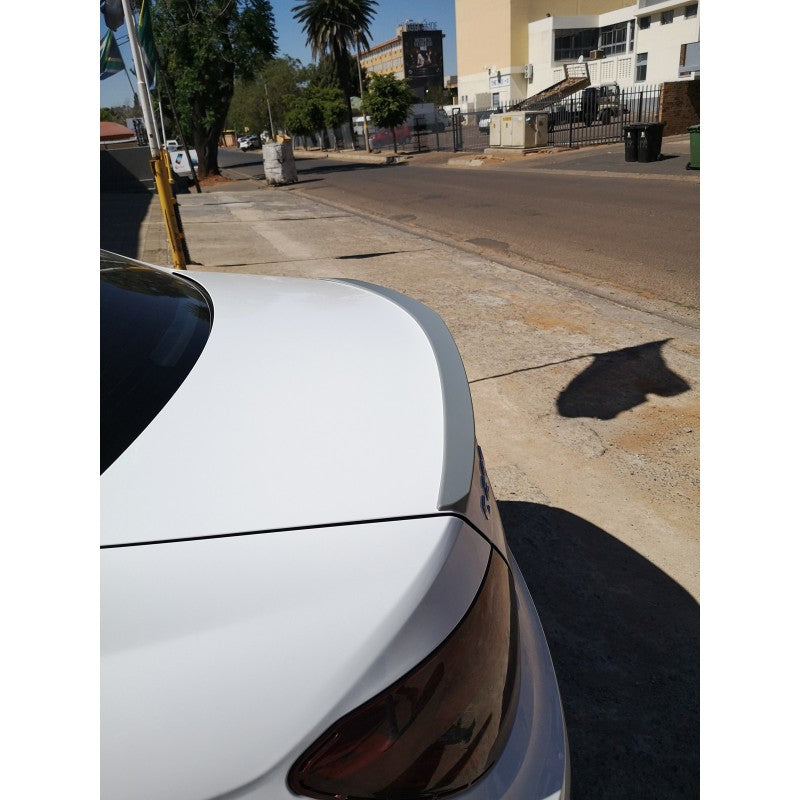 W204 C300 style boot spoiler (ABS)