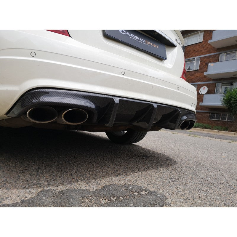 W204 C63 08-11 AMG carbon fiber rear diffuser