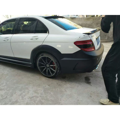 W204 C63 Sedan Blackseries bodykit