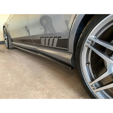W212 AMG carbon fiber side skirt