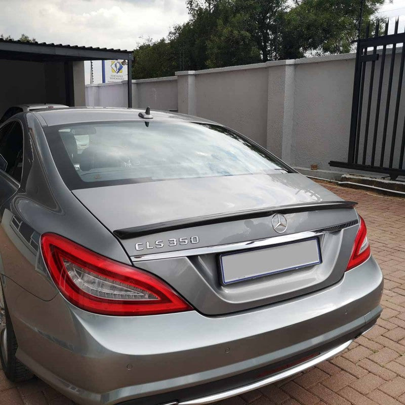 W218 AMG carbon fiber boot spoiler