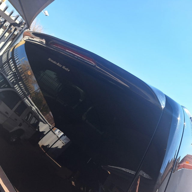 W447 V-Class replacement boot spoiler w/brakelight