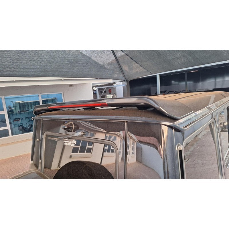 W463 90-17 roof spoiler w/brake light