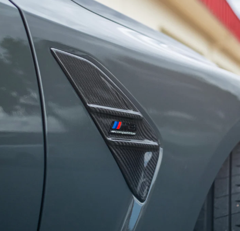 M3 M4 CARBON FIBER AIR BREATHER FENDER TRIM
